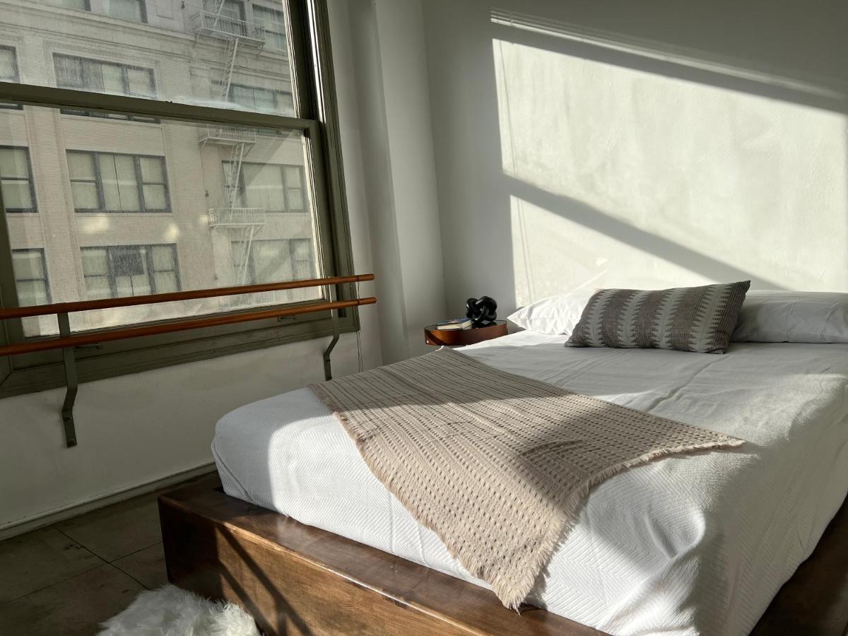 Appartamento Historic Downtown La Loft - Urban Charm Los Angeles Esterno foto